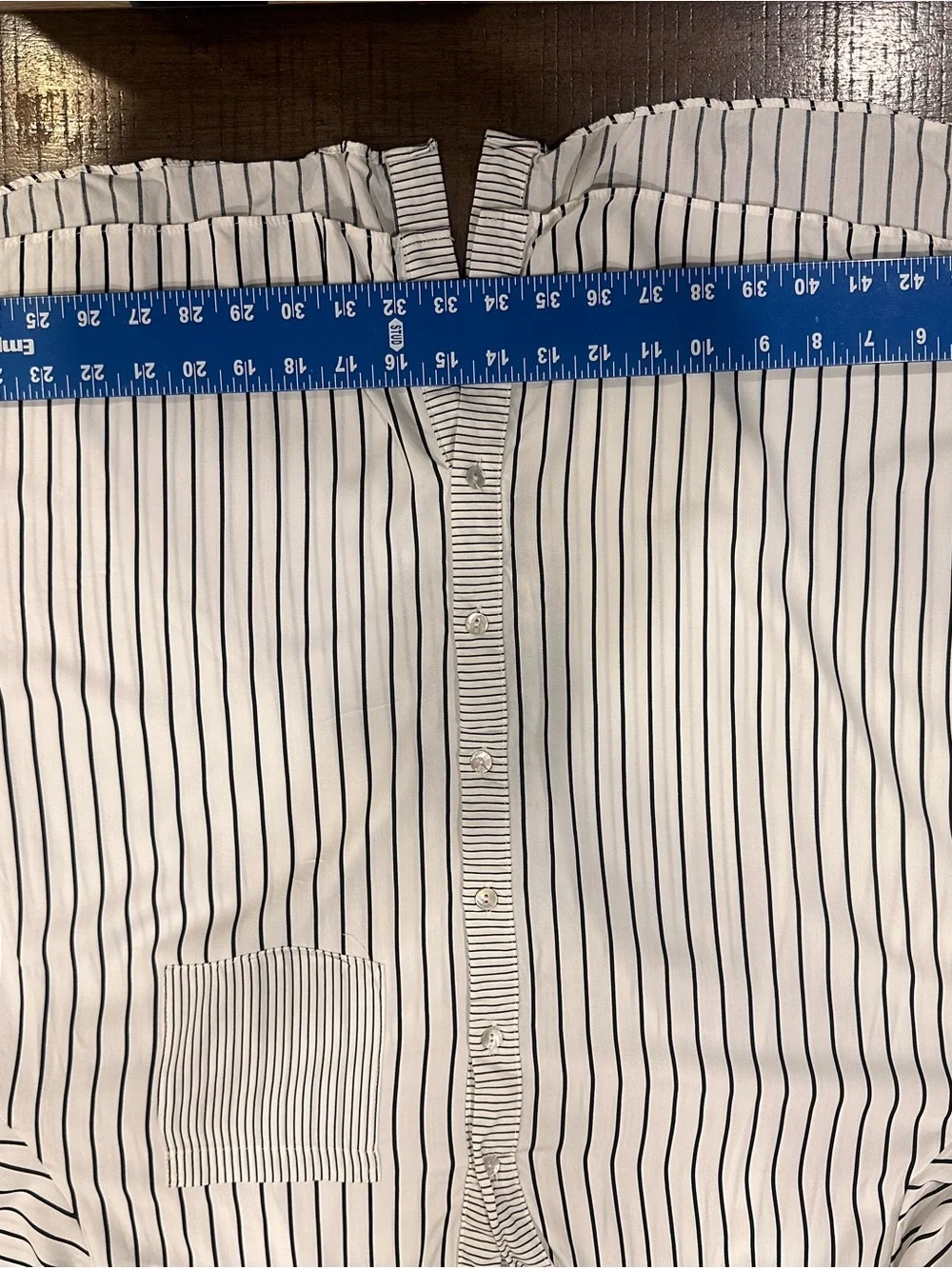 Jane and Delancey lightweight button